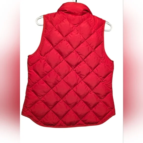 J.Crew Quilted EUC Scarlet Vest Size Small PTP 19 Length 23 - Picture 2 of 3